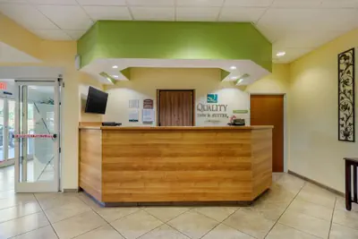Photo 4 - Quality Inn & Suites Lehigh Acres Fort Myers