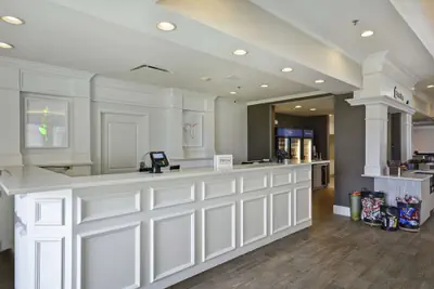Photo 3 - Hilton Garden Inn Gulfport Airport