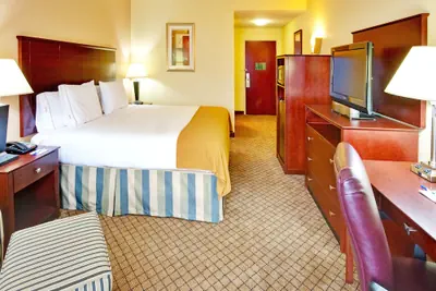 Photo 5 - Holiday Inn Express & Suites Millington by IHG