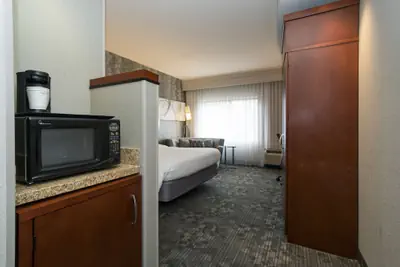 Photo 3 - Courtyard Marriott Vicksburg