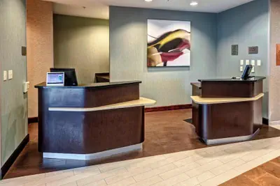 Photo 5 - Courtyard by Marriott Newport News Airport