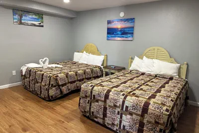 Photo 3 - Budget Inn
