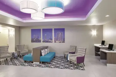 Photo 3 - La Quinta Inn & Suites by Wyndham Corsicana