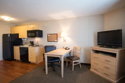 Photo 3 - Candlewood Suites Sheridan by IHG
