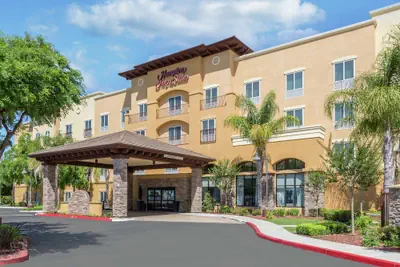 Photo 2 - Hampton Inn & Suites Lodi