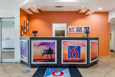 Photo 4 - Motel 6 Canton, GA