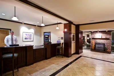 Photo 2 - Staybridge Suites Lansing - Okemos by IHG