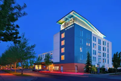 Photo 2 - Aloft by Marriott Portland Airport at Cascade Station