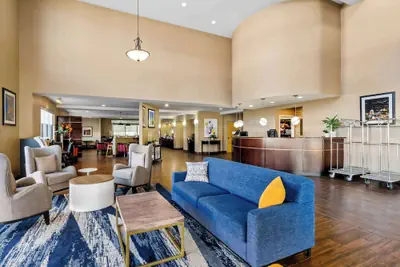 Photo 5 - Comfort Suites Salem-Roanoke I-81