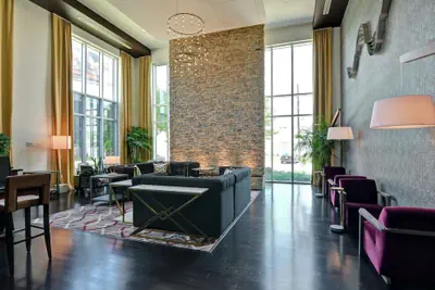 Photo 3 - DoubleTree by Hilton Hotel Baton Rouge