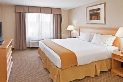 Photo 4 - Holiday Inn Express & Suites Chesterfield by IHG