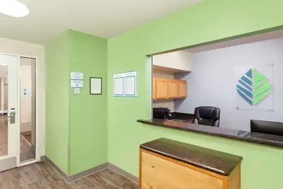 Photo 3 - WoodSpring Suites Sioux Falls
