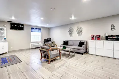 Photo 4 - Suburban Studios Westminster Denver North