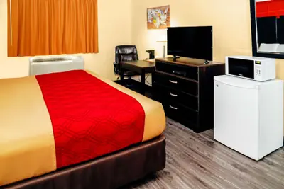 Photo 5 - Econo Lodge Rome South