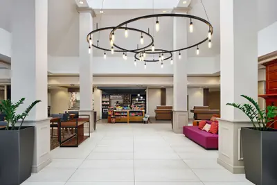 Photo 4 - Hilton Garden Inn Schaumburg