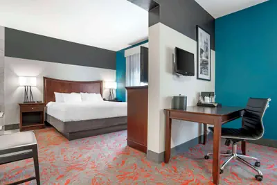 Photo 5 - Best Western Plus Daphne Inn & Suites