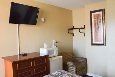 Photo 5 - San Marina Motel