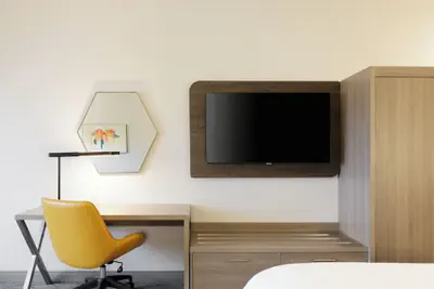 Photo 4 - Holiday Inn Express Los Angeles Airport Hawthorne by IHG