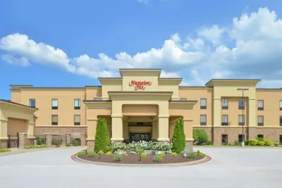 Photo 2 - Hampton Inn Harrison
