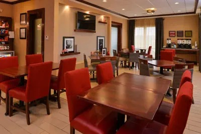 Photo 4 - Hampton Inn by Hilton Lincoln