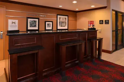 Photo 3 - Hampton Inn by Hilton Lincoln