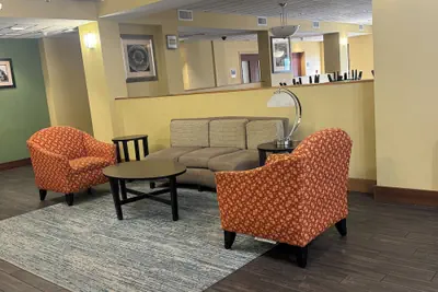Photo 4 - Sleep Inn & Suites Hattiesburg North