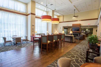 Photo 3 - Hampton Inn & Suites Tilton