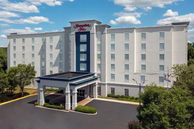 Photo 2 - Hampton Inn Petersburg-Southpark Mall