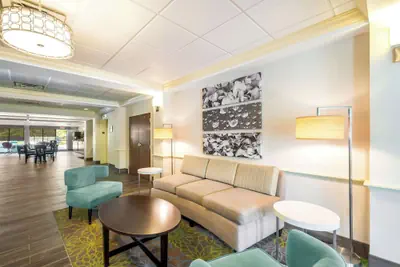 Photo 3 - Sleep Inn & Suites Dover University Area