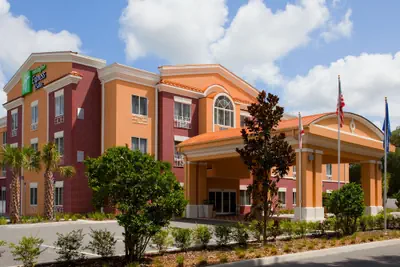 Photo 2 - Holiday Inn Express Hotel & Suites Brooksville by IHG