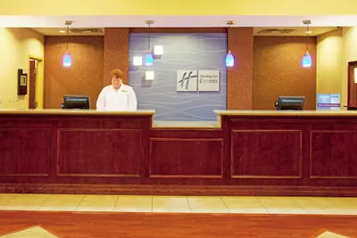 Photo 3 - Holiday Inn Express Hotel & Suites Brooksville by IHG