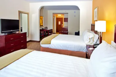 Photo 4 - Holiday Inn Express Hotel & Suites Brooksville by IHG