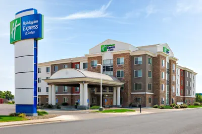 Photo 2 - Holiday Inn Express & Suites Ontario by IHG