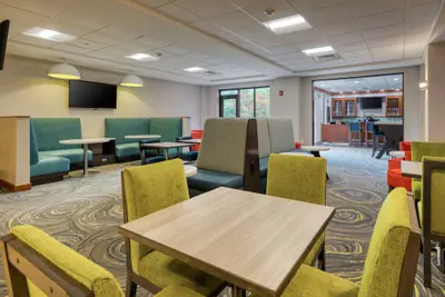 Photo 3 - Hampton Inn Wilmington - University Area/Smith Creek Station