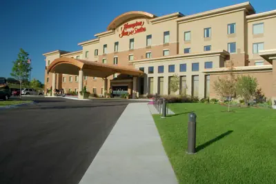 Photo 2 - Hampton Inn & Suites Madison-West