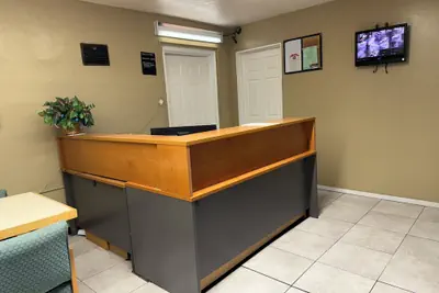 Photo 2 - Americas Best Value Inn Wendover