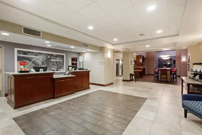 Photo 3 - Hampton Inn & Suites Oakland Airport-Alameda