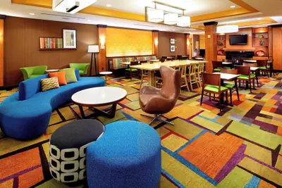 Photo 2 - Fairfield Inn & Suites by Marriott Pittsburgh Neville Island