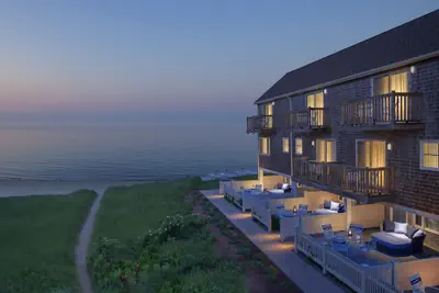 Photo 2 - Ocean Mist Beach Hotel & Suites