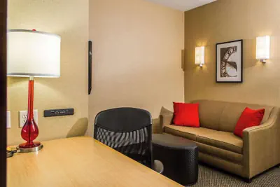 Photo 5 - Cambria Hotel Raleigh - Durham Airport