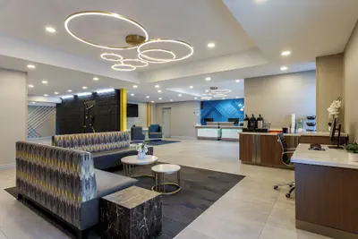 Photo 4 - La Quinta Inn & Suites by Wyndham Lexington Park - Patuxent
