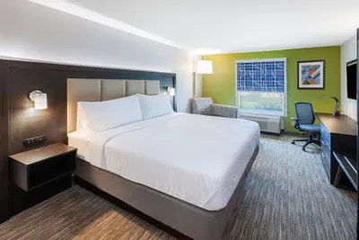 Photo 5 - Holiday Inn Express & Suites Baton Rouge East by IHG