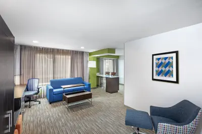 Photo 4 - Holiday Inn Express & Suites Baton Rouge East by IHG