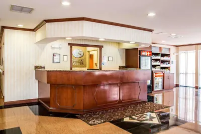 Photo 3 - Comfort Suites Canton - Detroit