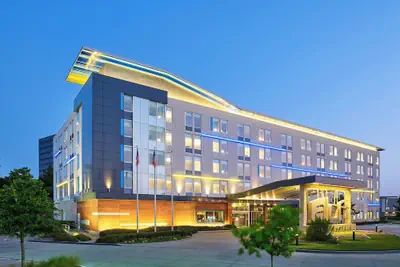 Photo 2 - Aloft by Marriott Las Colinas