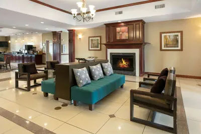 Photo 3 - La Quinta Inn & Suites by Wyndham Lindale