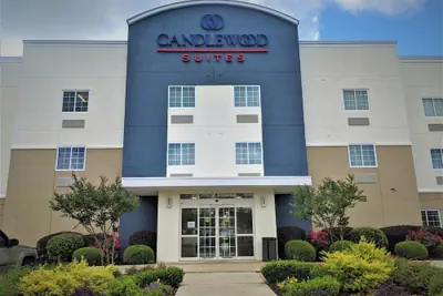 Photo 2 - Candlewood Suites Macon by IHG