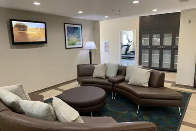 Photo 2 - Candlewood Suites Grand Prairie - Arlington by IHG