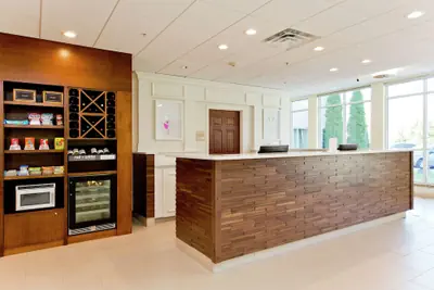 Photo 3 - Hilton Garden Inn Winchester