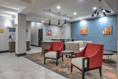 Photo 4 - La Quinta Inn & Suites by Wyndham Hobbs